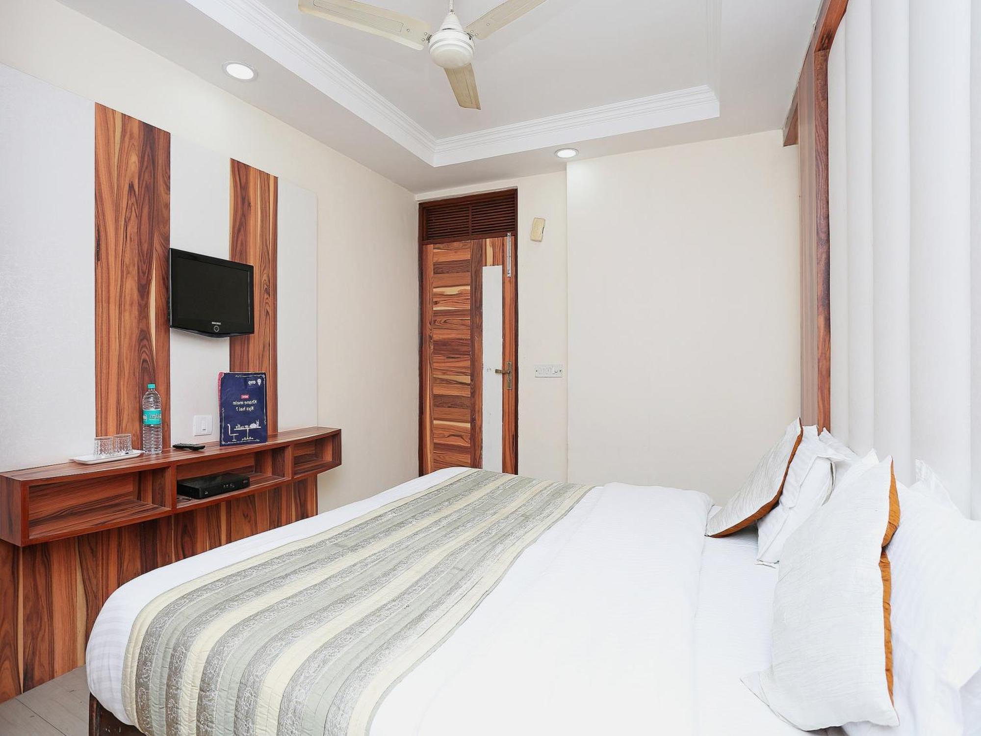 Oyo Flagship Hotel F Five Nowe Delhi Zewnętrze zdjęcie