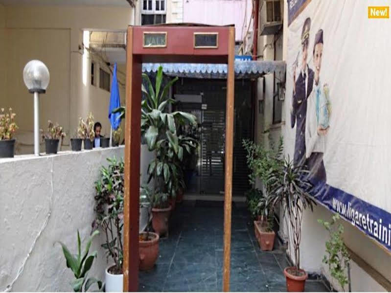 Oyo Flagship Hotel F Five Nowe Delhi Zewnętrze zdjęcie